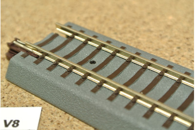 Sada pro šroubování kolejiva N a TT, zápustné vruty 1x10mm, 100ks + příslušenství