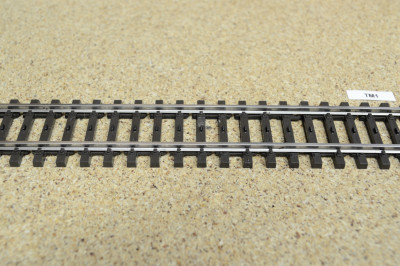 Opravný tmel pro zakrývání děr v kolejových pražcích, hnědá 1, 15g