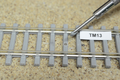 Opravný tmel pro zakrývání děr v kolejových pražcích, betonová 2, 15g