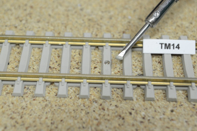 Opravný tmel pro zakrývání děr v kolejových pražcích, betonová 3, 15g